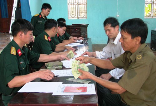 1 quan nhan xuat ngu