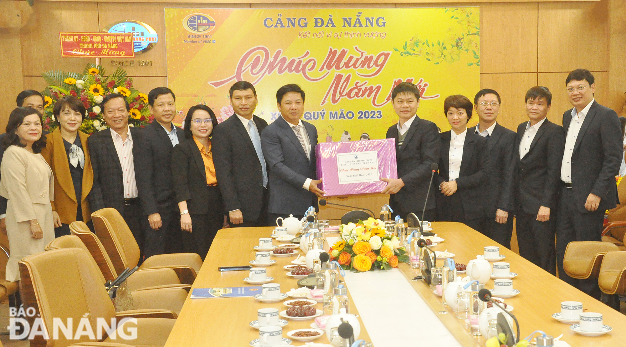 1 ra quan dau nam 3