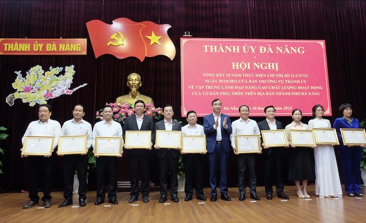 10 nam chi thi 21 2