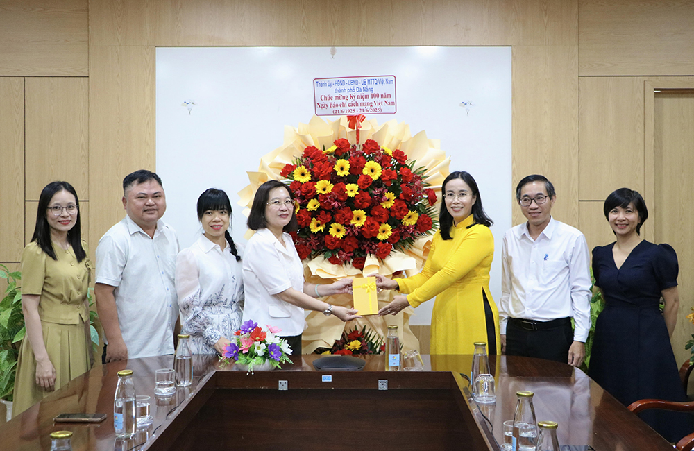 100 nam ngay bao chi vn 3