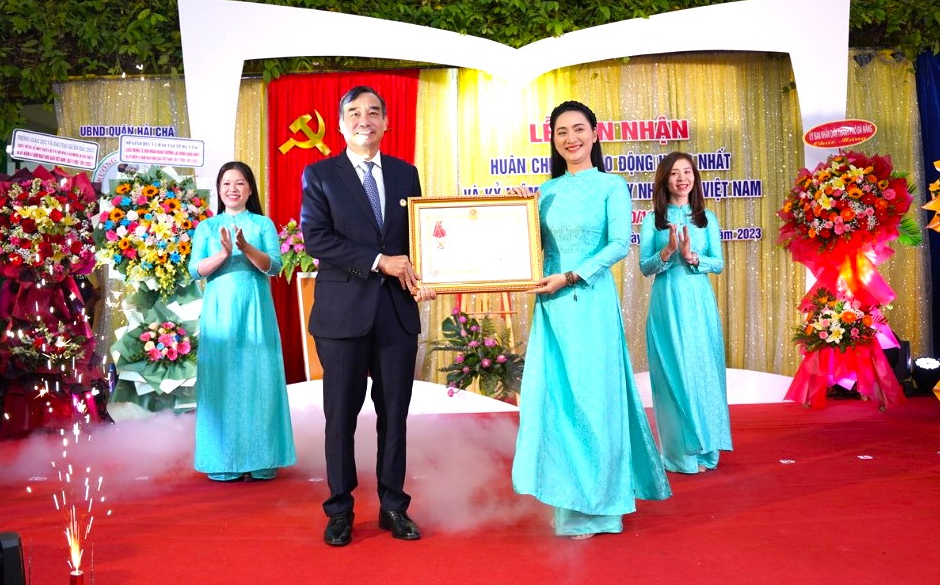 25 nha giao tieu bieu 2023 6