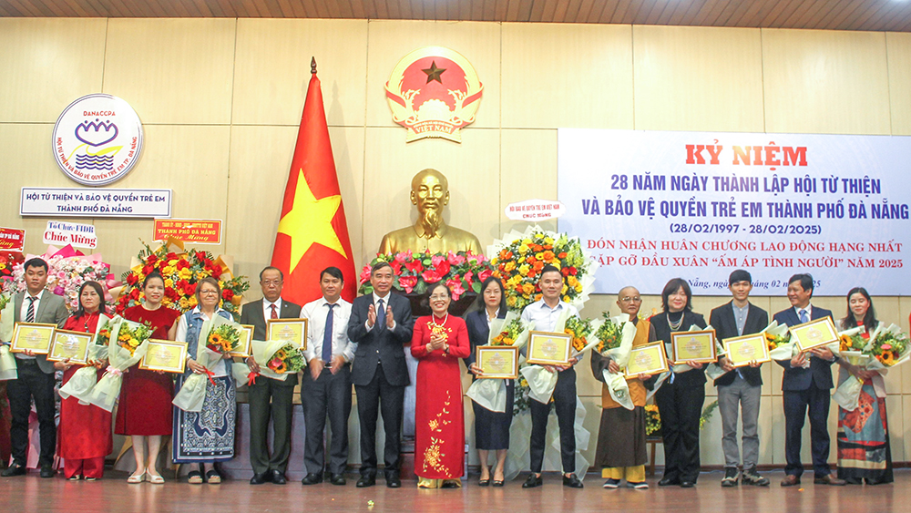 28 nam thanh lap hoi tu thien 3