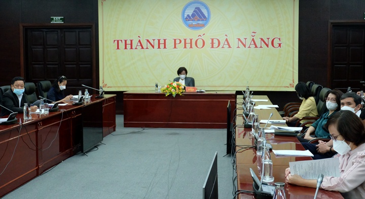 3 hoi nghi