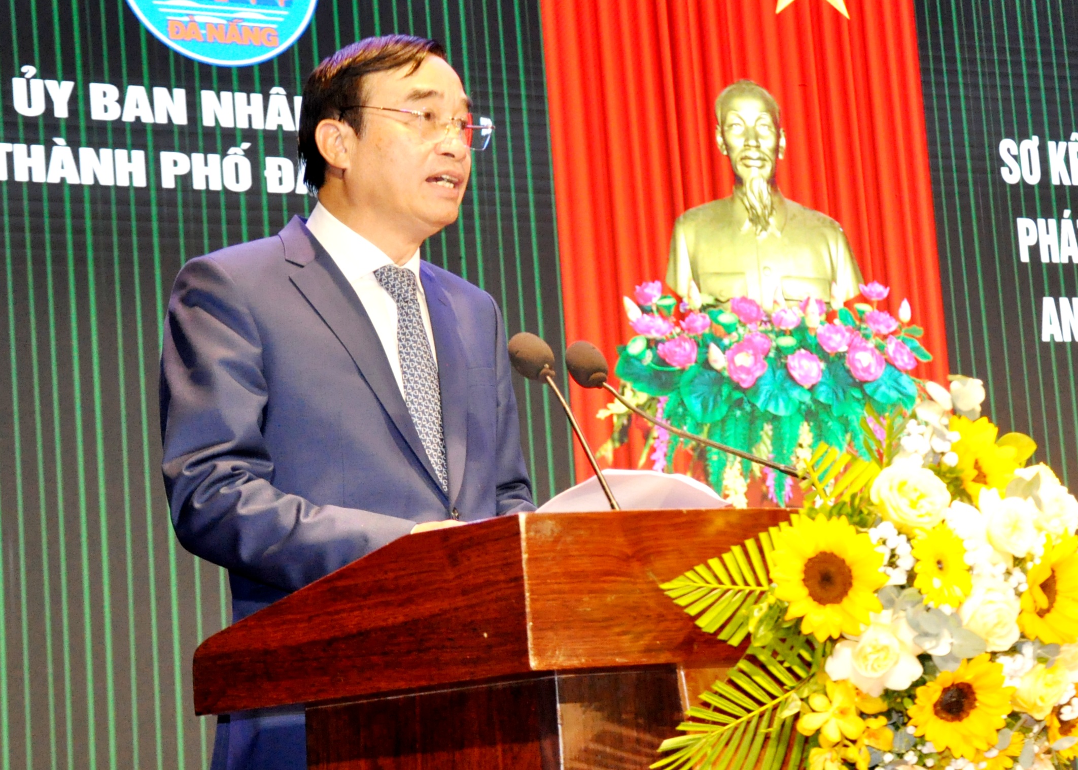 5 nam ngay bien phong toan dan