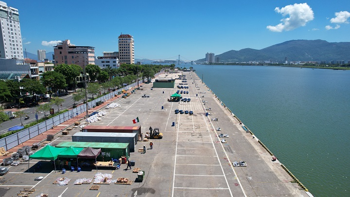 7 7 phao hoa 3