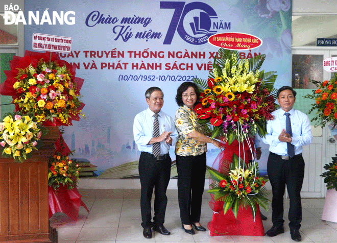 70 nam ngay truyen thong nganh xuat ban 2c in