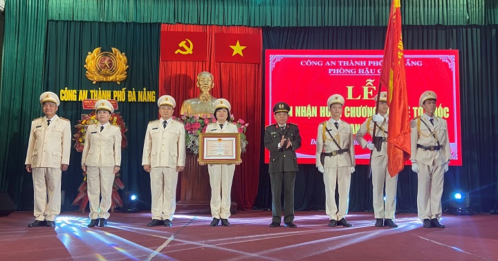 75 nam ngay truyen thong luc luong hau can ky thuat cand