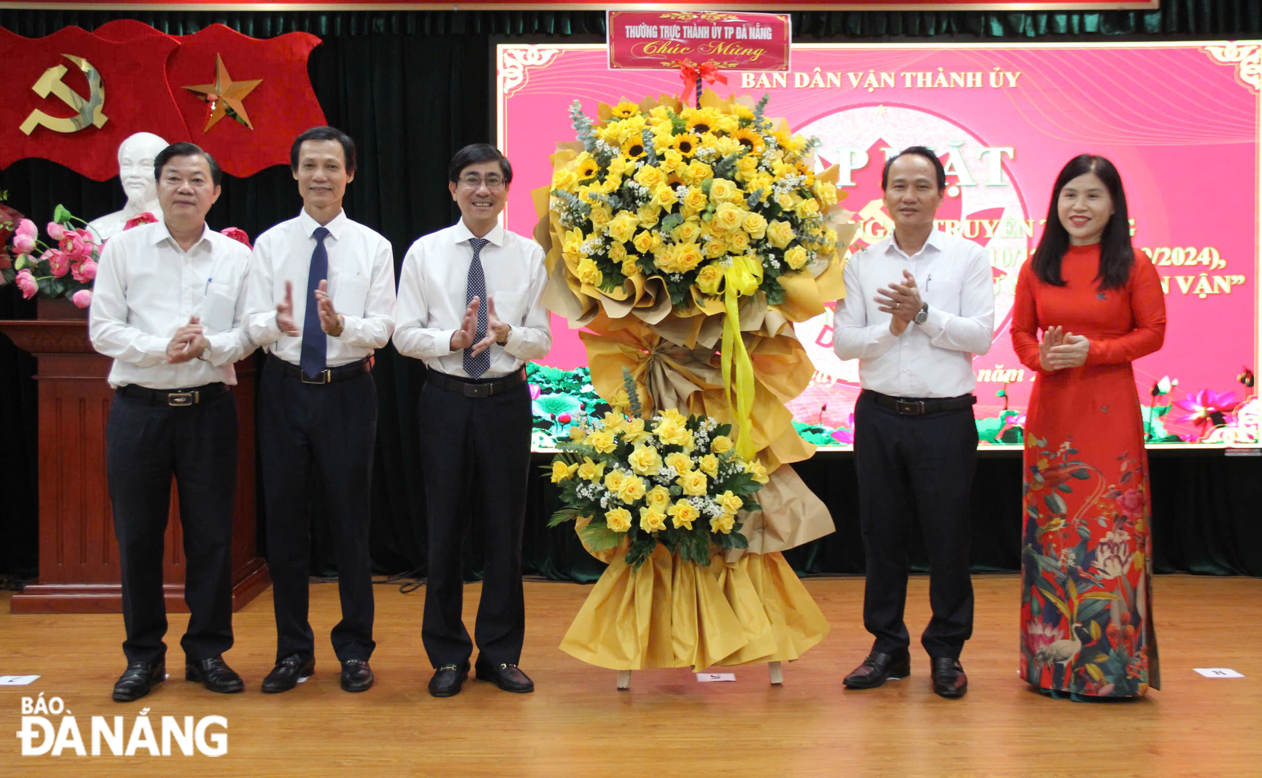 94 nam ngay truyen thong dan van dang