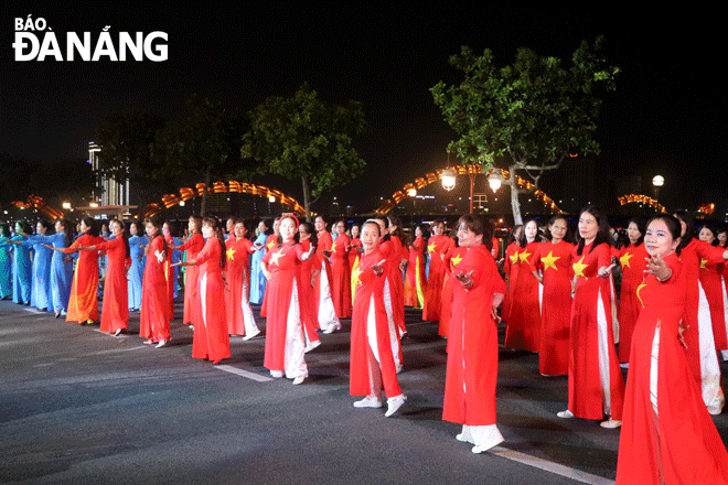 ao dai ban sac van hoa viet 1