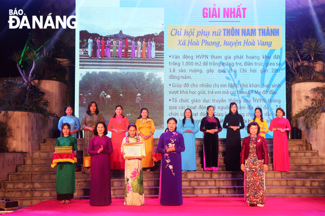 ao dai ban sac van hoa viet