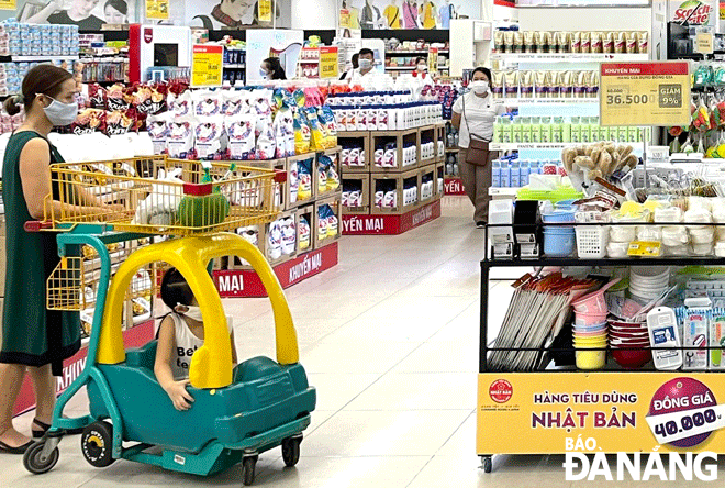 at the vinmart supermarket