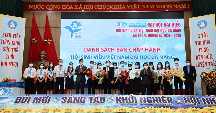 ban ch e1 ba a5p h c3 a0nh h e1 bb 99i sinh vi c3 aan c4 90h c4 90n kho c3 a1 v ra m e1 ba aft c4 90 e1 ba a1i h e1 bb 99i