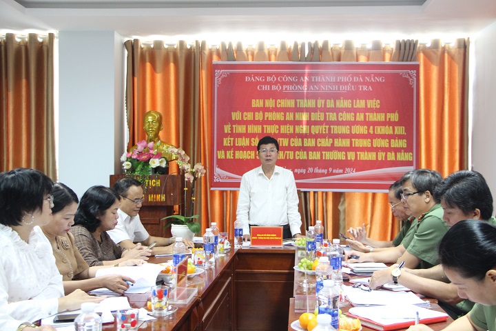 ban noi chinh lam viec voi chi bo phong an ninh cong an da nang