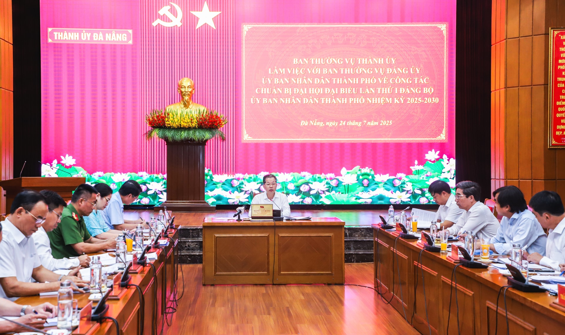 ban thuong vu dang uy chuan bi dai hoi 1