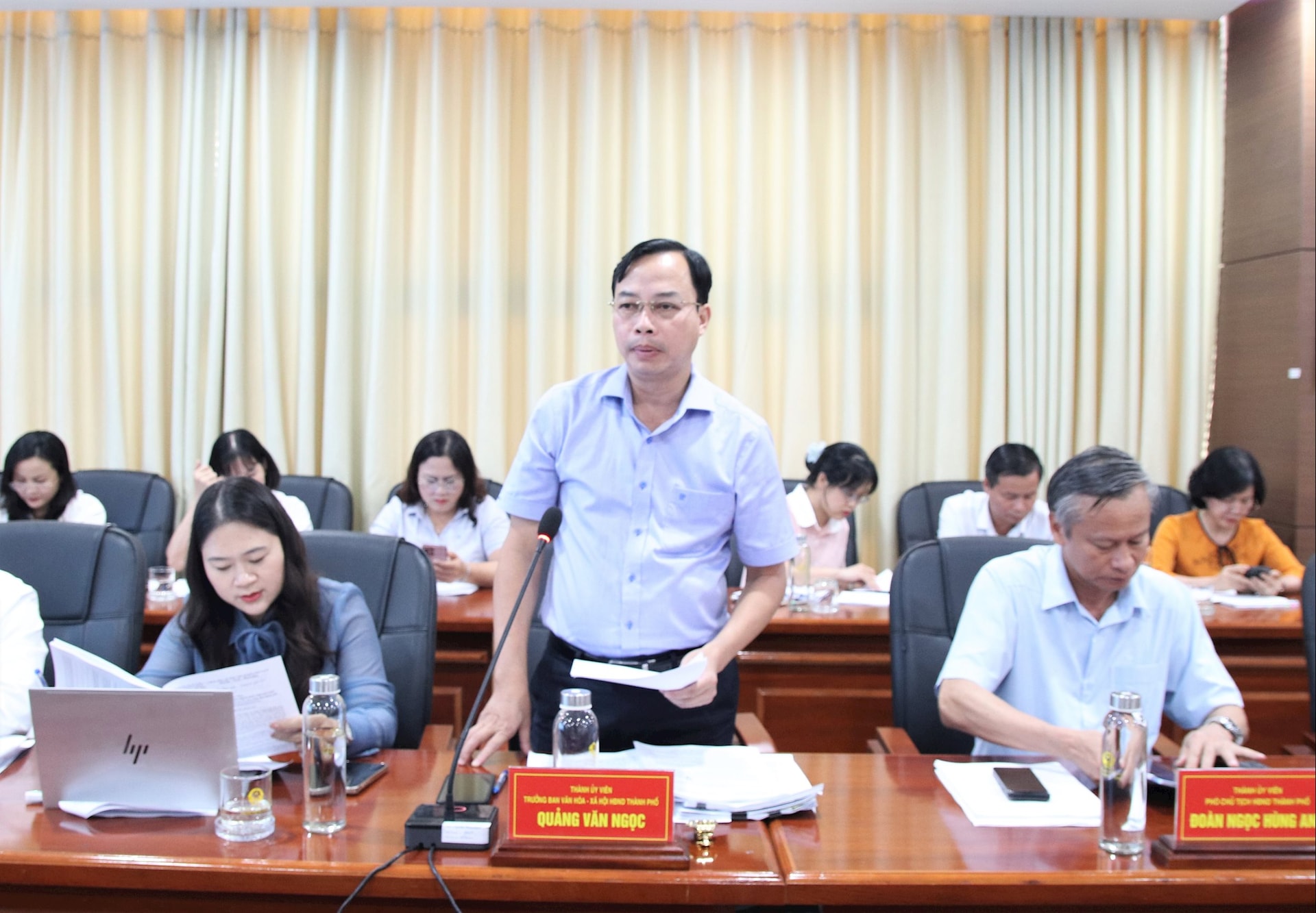 ban van hoa xa hoi hop 8 8 2025