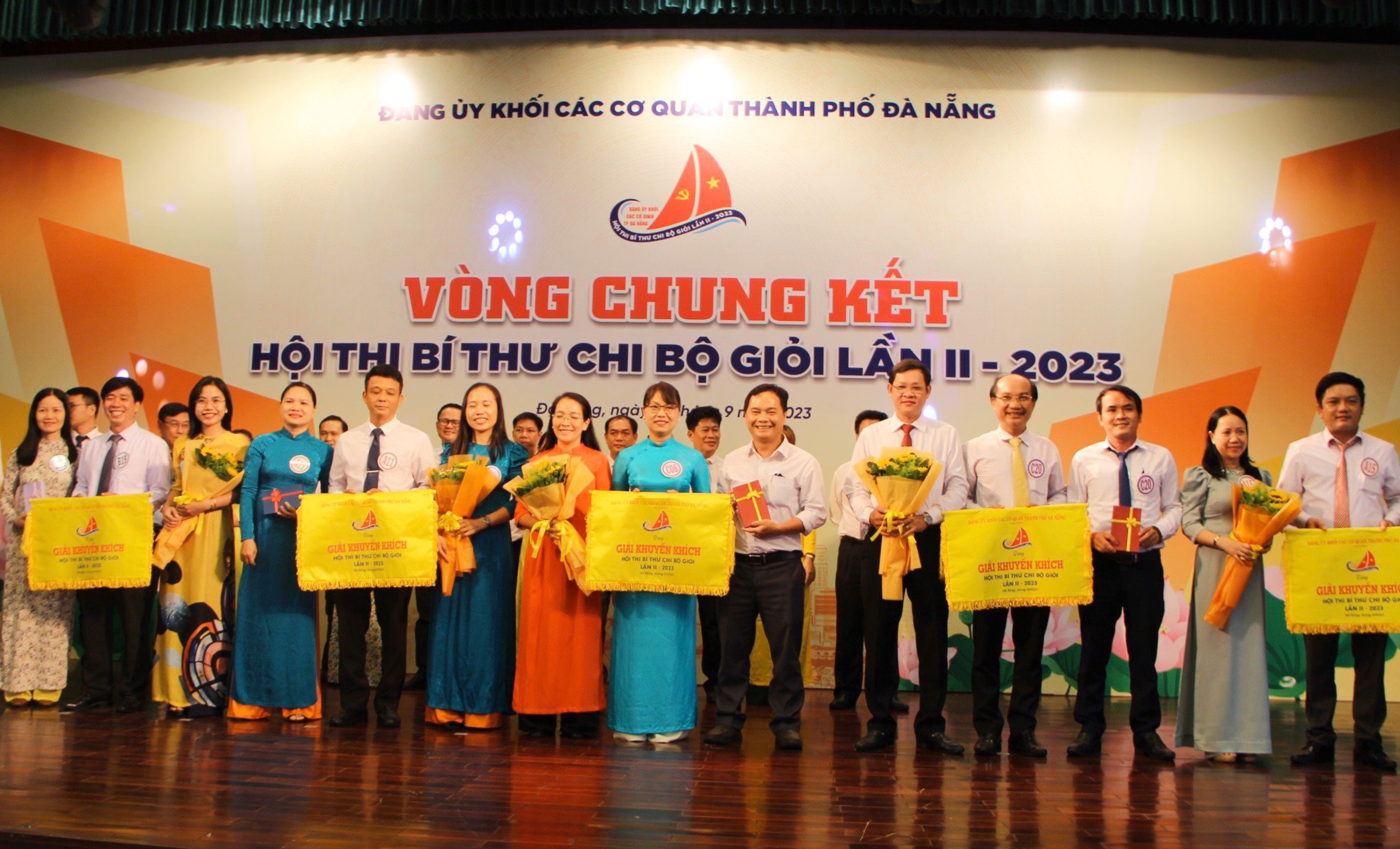 bi thu chi bo gioi 2023 1