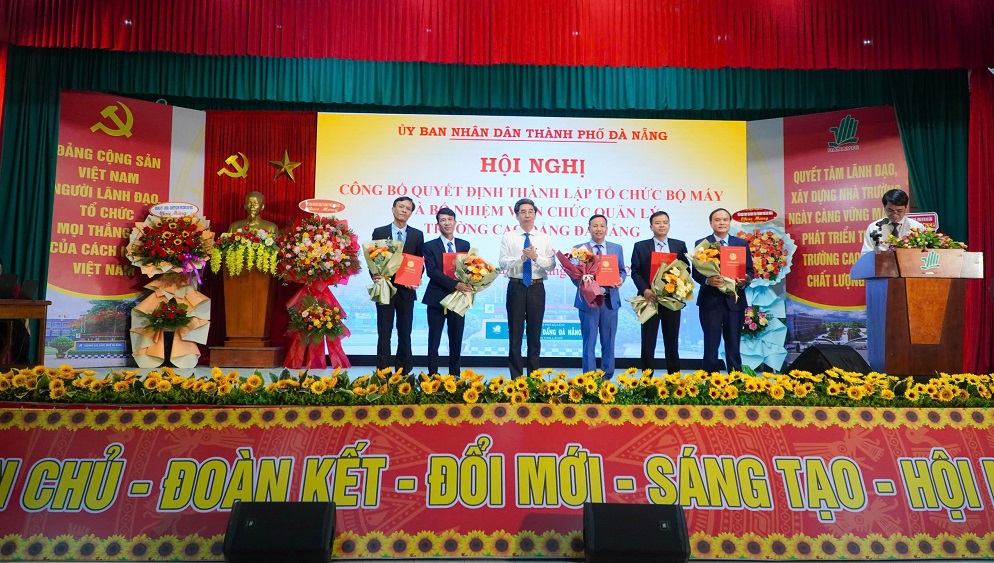 bo nhiem hieu truong cao dang da nang