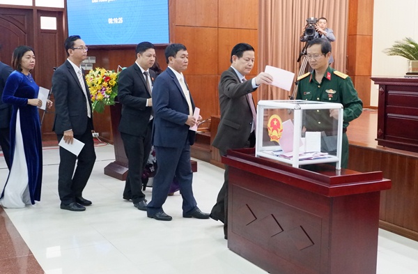 bo phieu tin nhiem