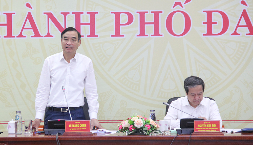 bo truong gddt lam viec voi da nang 1