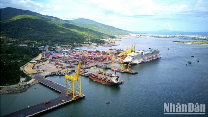 cang bien da nang 010425 1