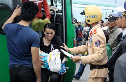 canh sat giao thong 5