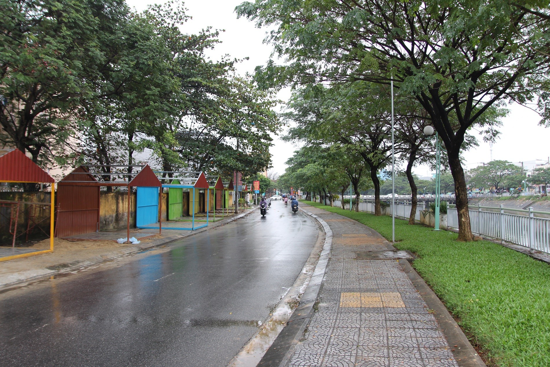 cho dem thanh khe tay