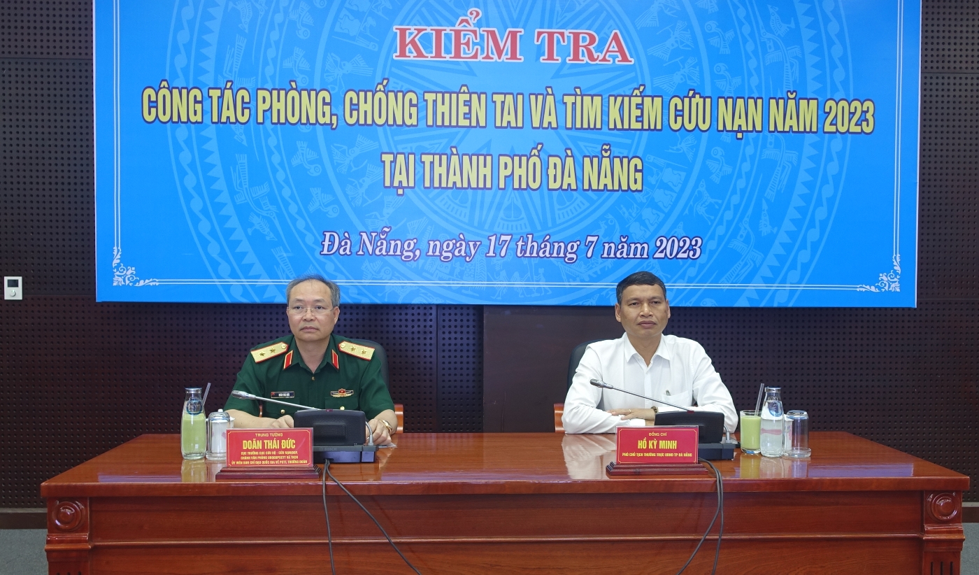 chu dong ung pho thien tai