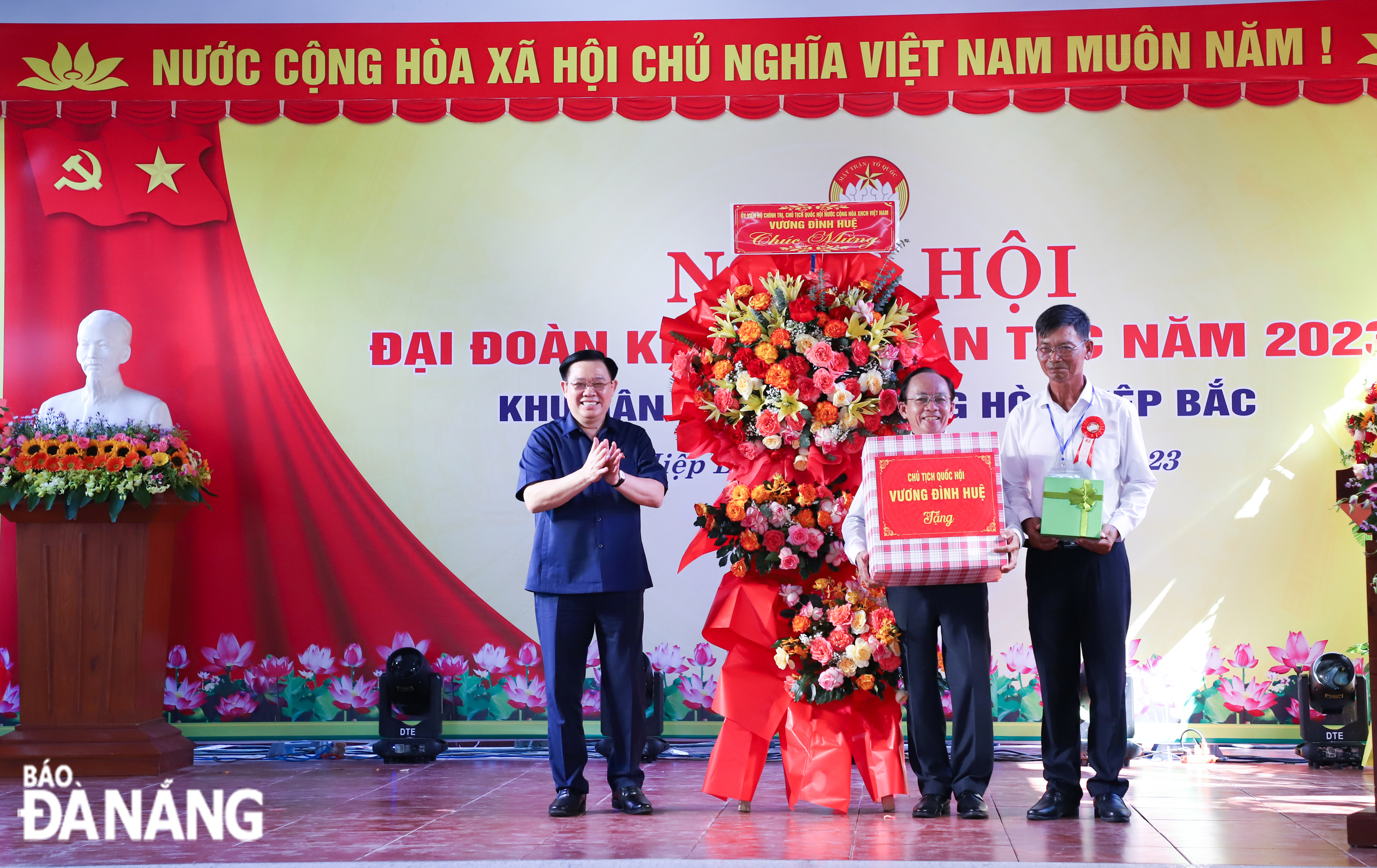 chu tich qh vuong dinh hue du ngay dai doan ket tai kdc 10 1