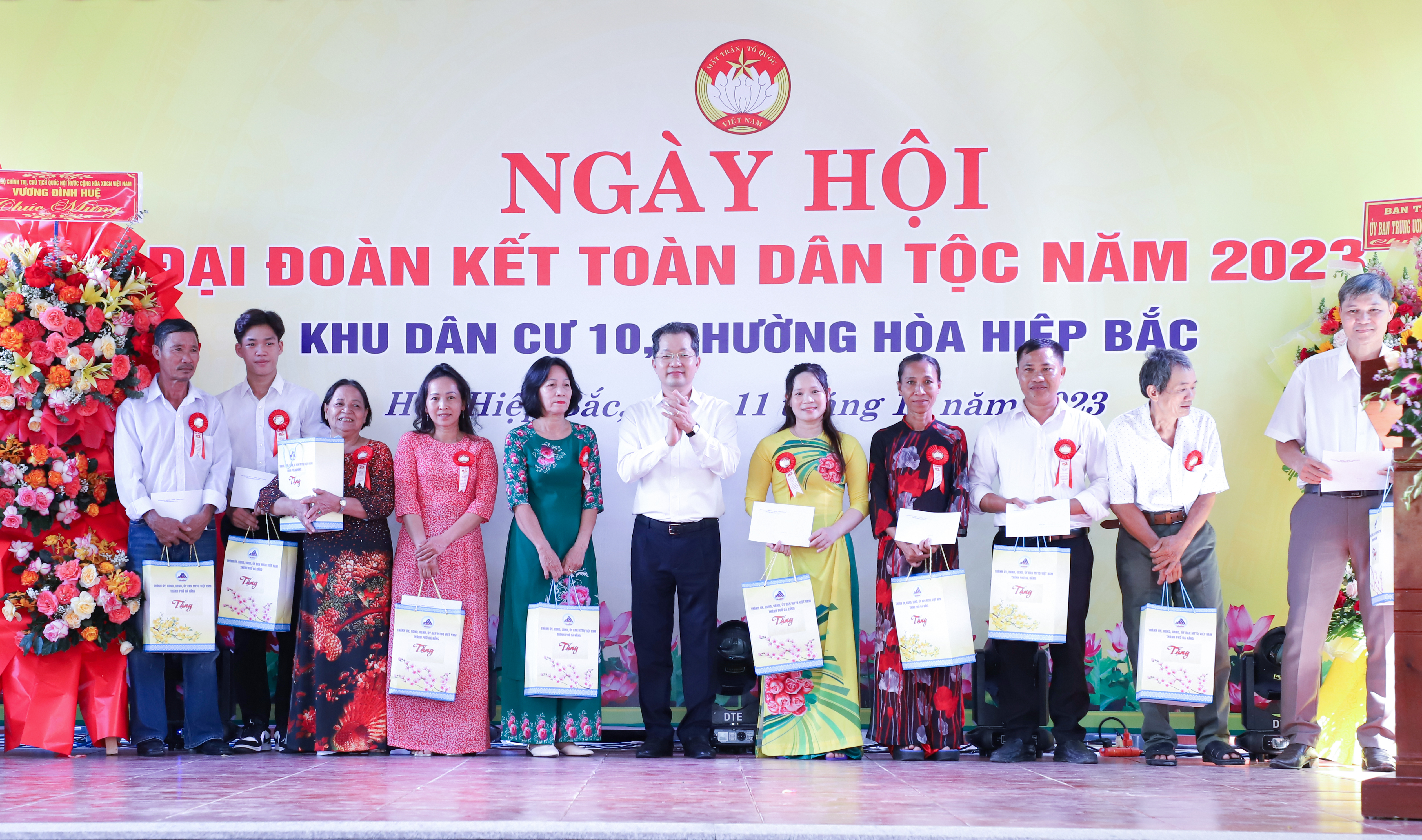 chu tich qh vuong dinh hue du ngay dai doan ket tai kdc 10 5