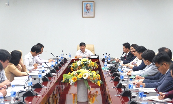 chu tri voi cong ty han quoc