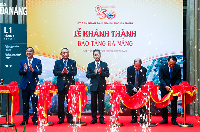 chuc mung 95 nam ngay dang bo thanh pho 20