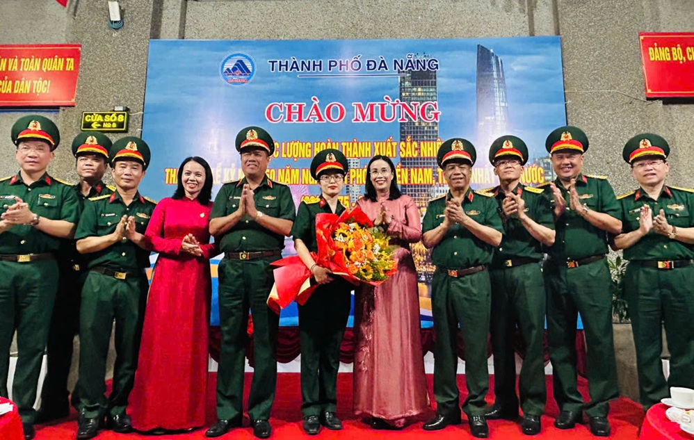 chuc mung luc luong dieu binh ve tu tp hcm