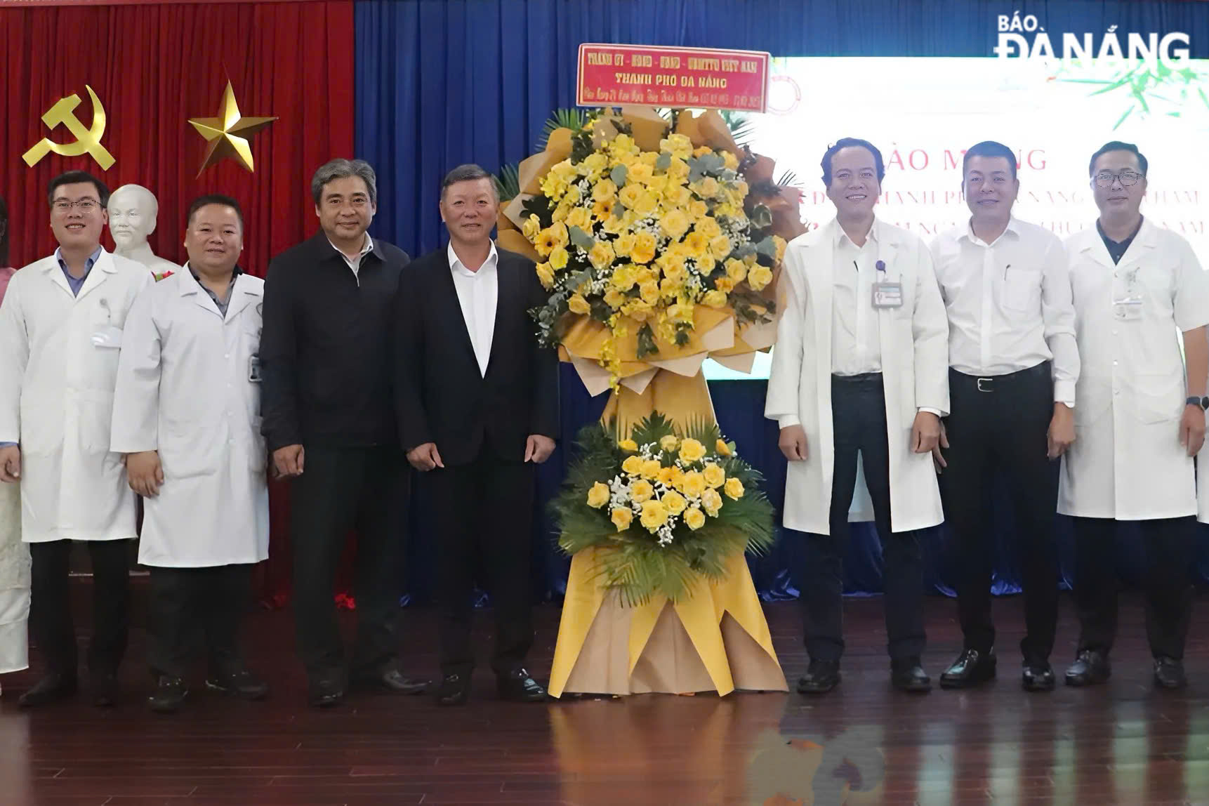 chuc mung ngay thay thuoc viet nam 2025 8