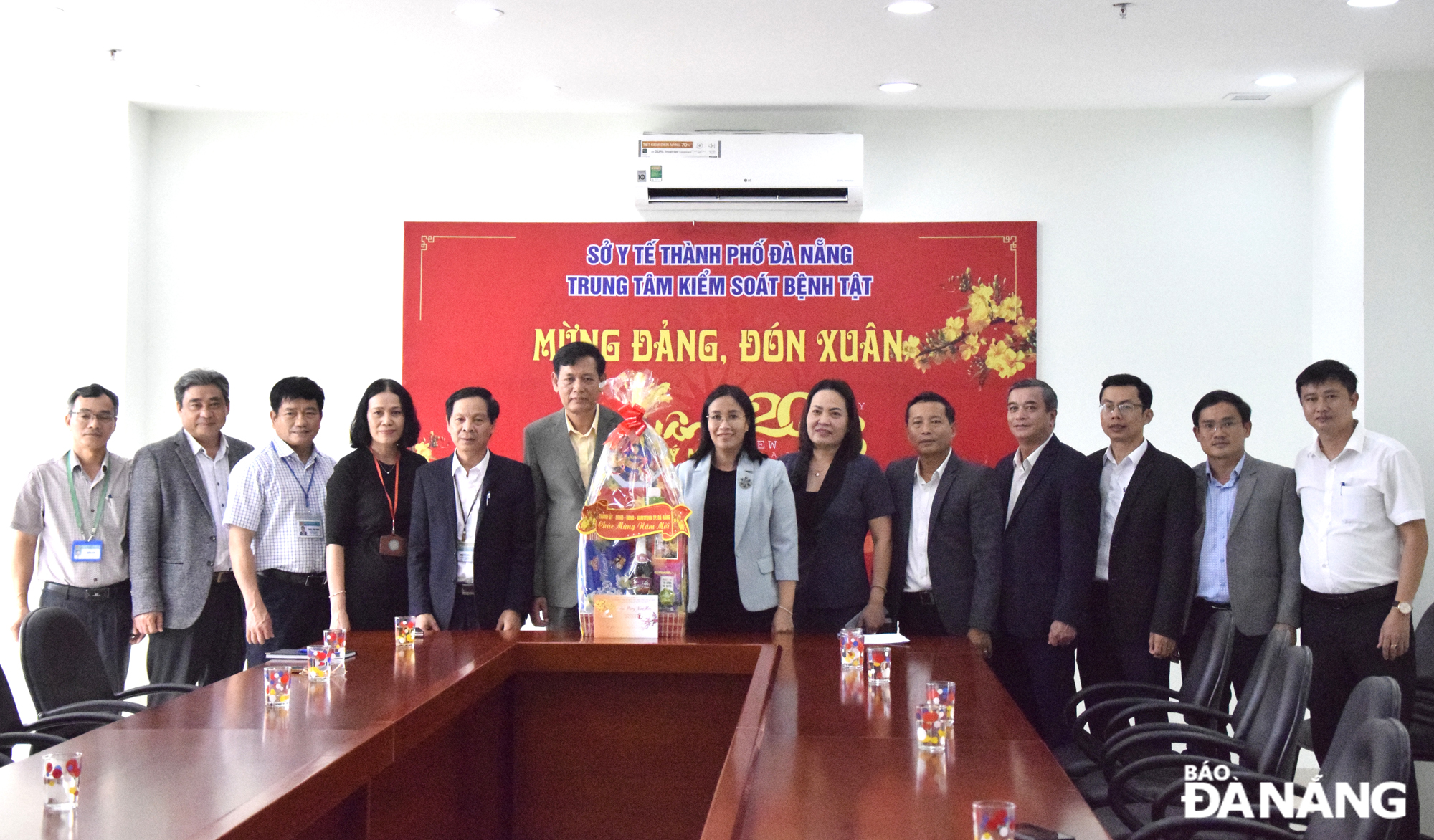 chuc tet cac to chuc ca nhan 2