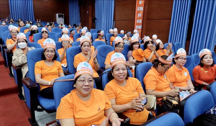 chuong trinh san khau hoa an toan cho phu nu va tre em 2