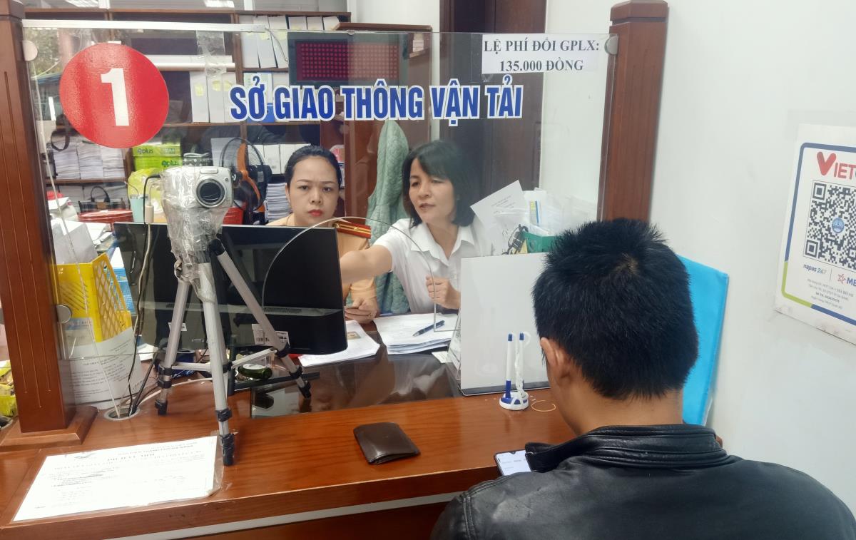 chuyen giao tu nganh giao thong sang cong an