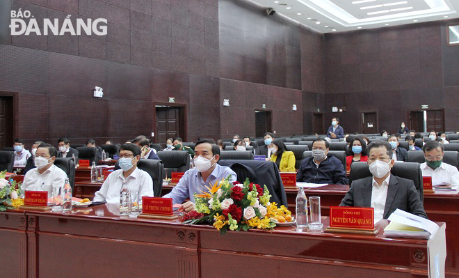 conference attendees in da nang