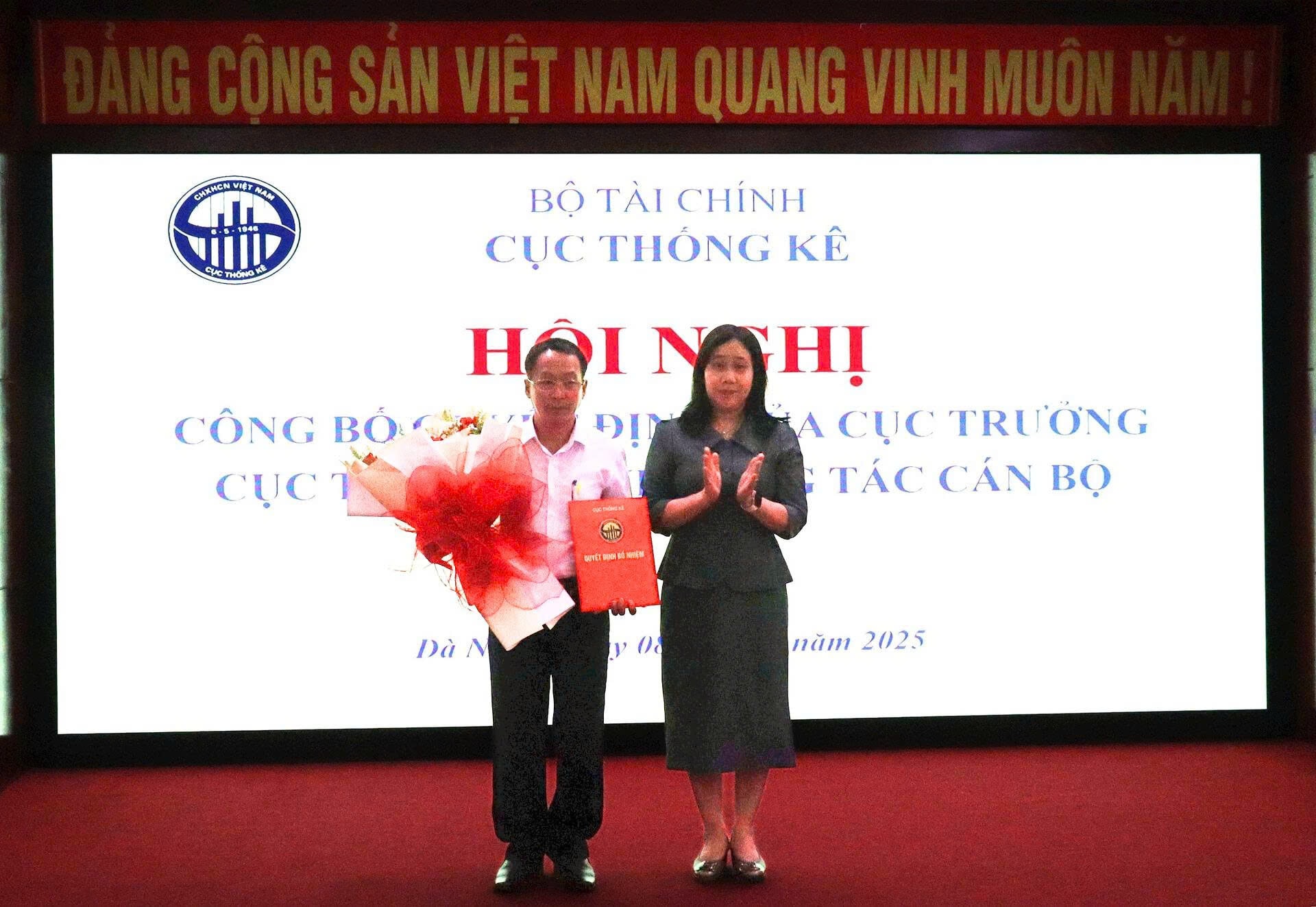 cong bo can bo co quan thong ke da nang 1