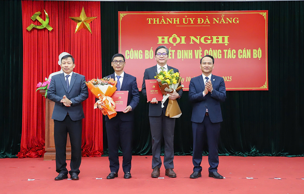 cong bo cong tac can bo 100225 2