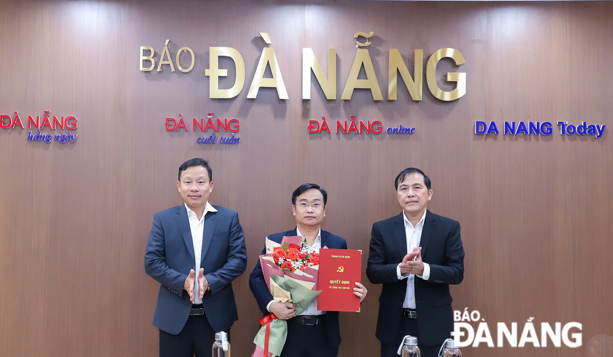 cong bo cong tac can bo 100225 3