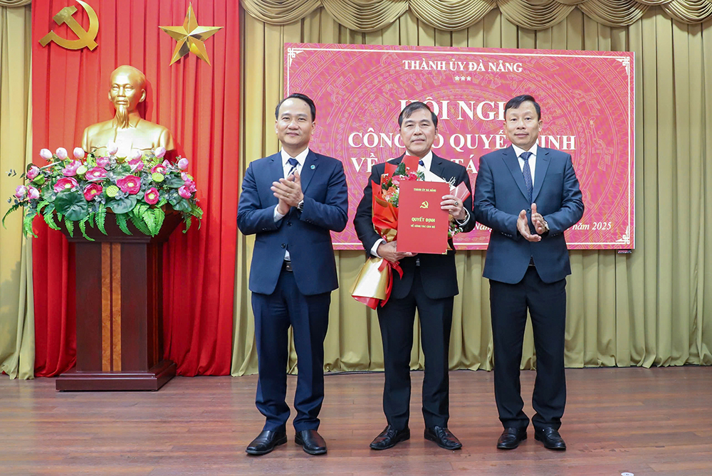 cong bo cong tac can bo 100225