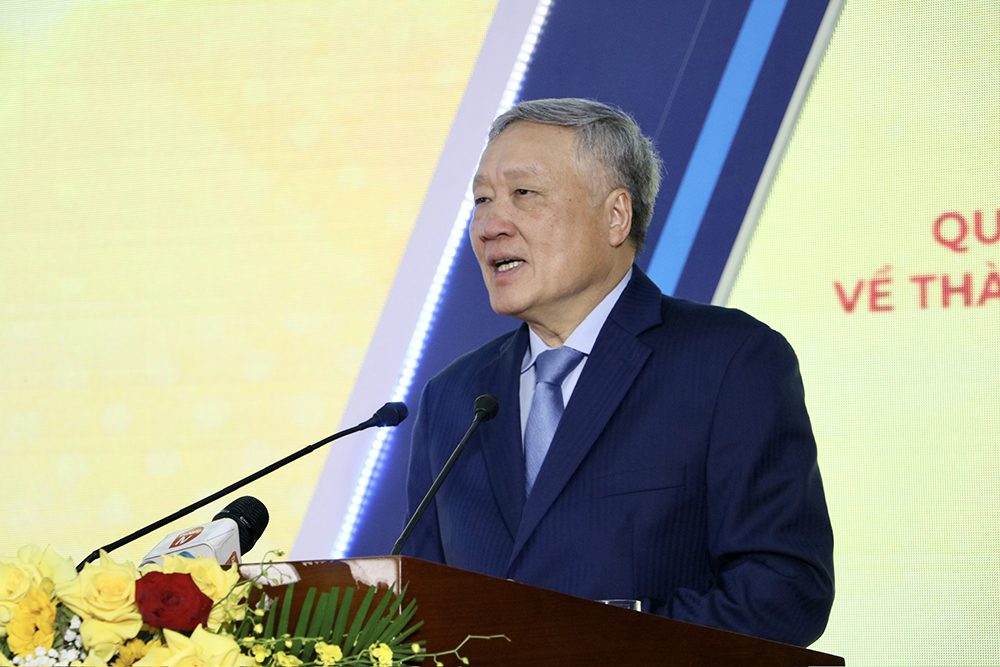 cong bo khu thuong mai tu do 1