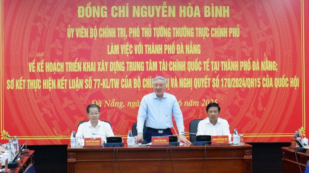 cong bo khu thuong mai tu do 8