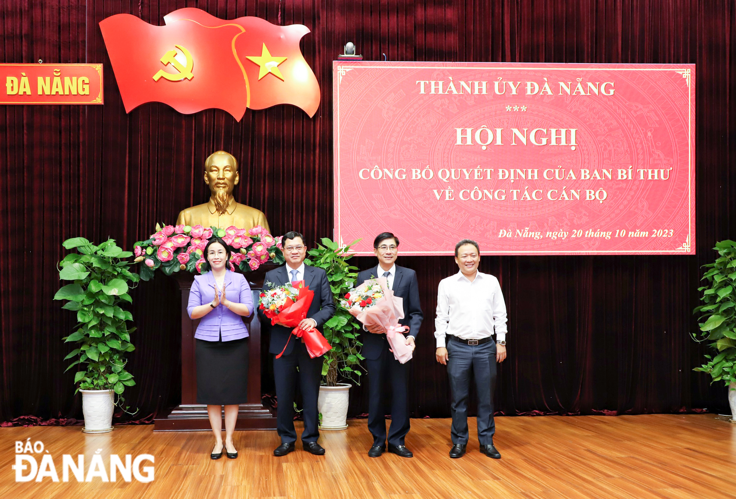 cong bo quyet dinh ve cong tac can bo 2010 2