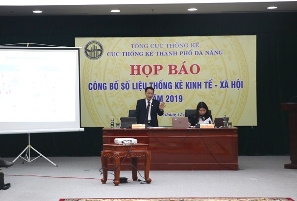 cong bo so lieu kt xh 2019