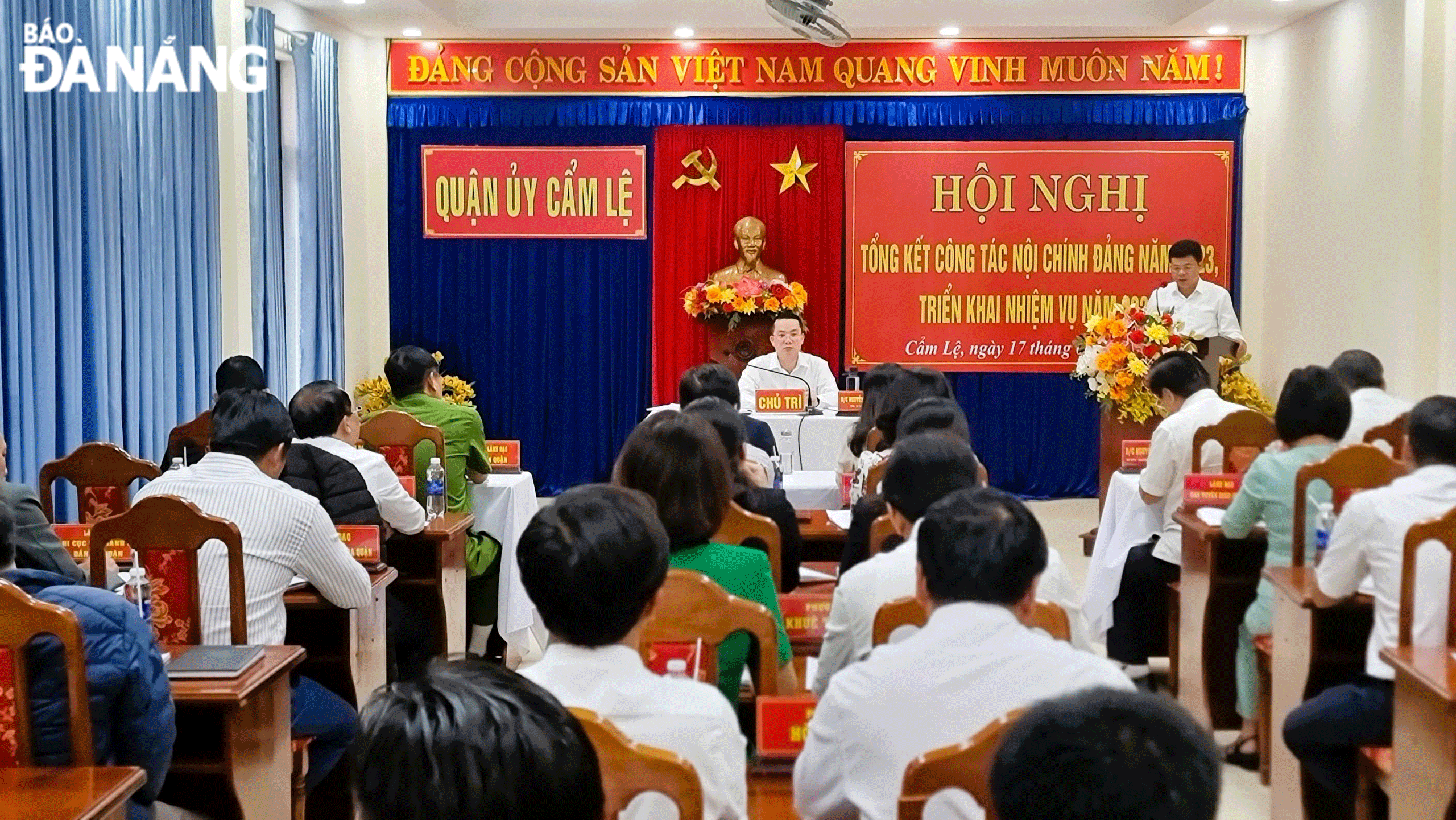 cong tac noi chinh cam le