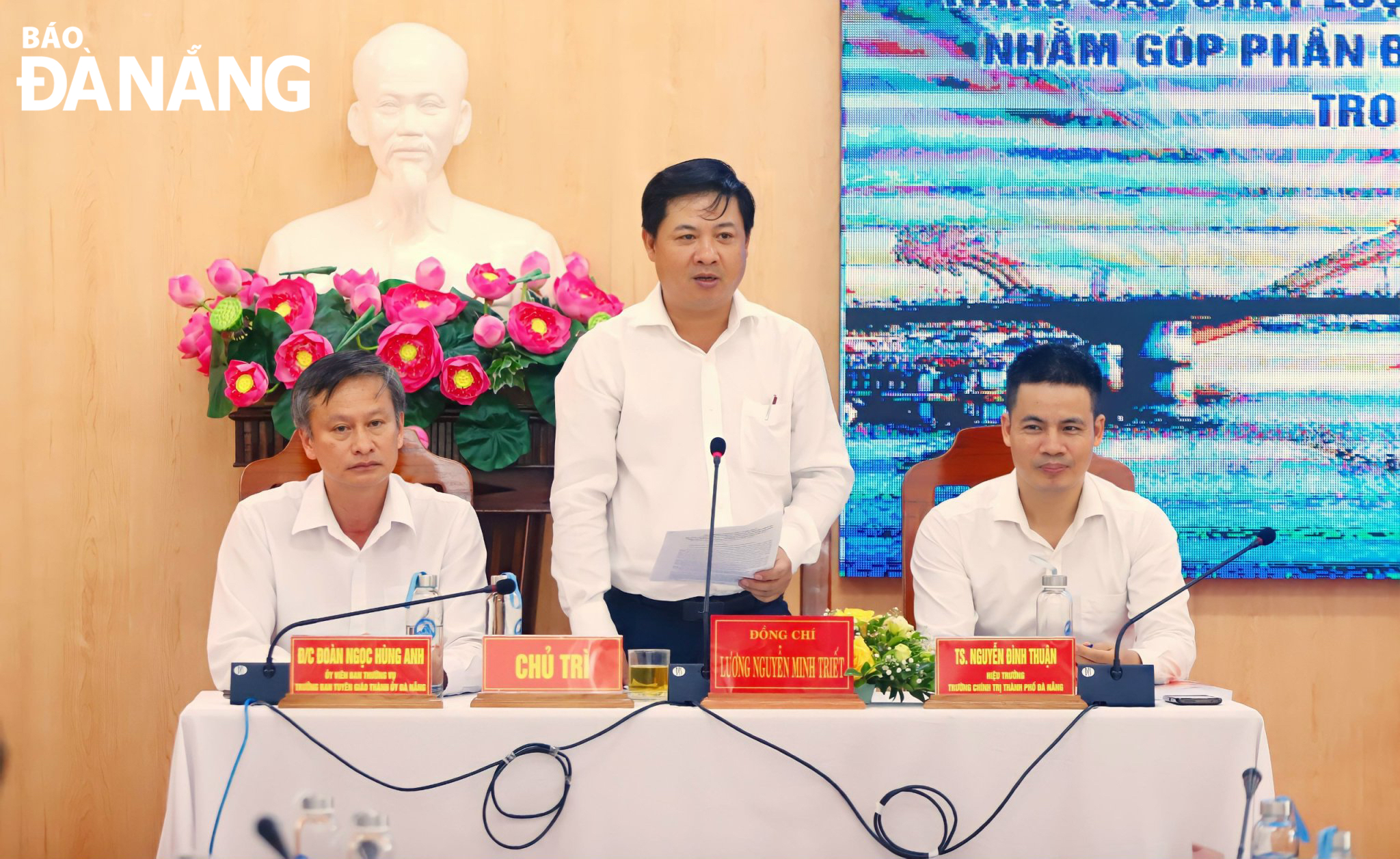 cong tac tuyen truyen 2c giao duc nen tang tu tuong dang