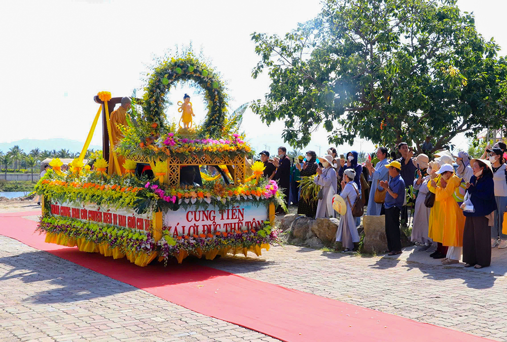 cung tien xa loi phat 3