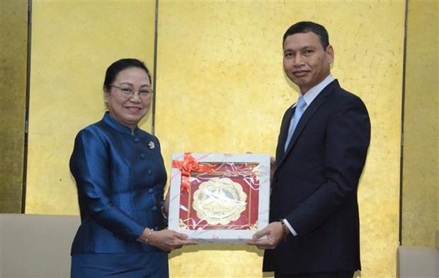 da nangs scholarships for laos make relations highlights