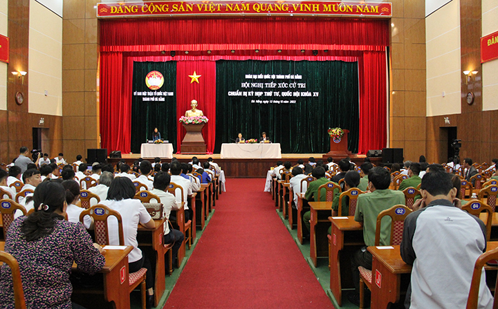 dai bieu qh tiep xuc cu tri 1410 1